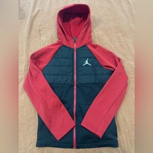 Boys Jordan zip up Jordan hoodie/jacket size small, 8/10